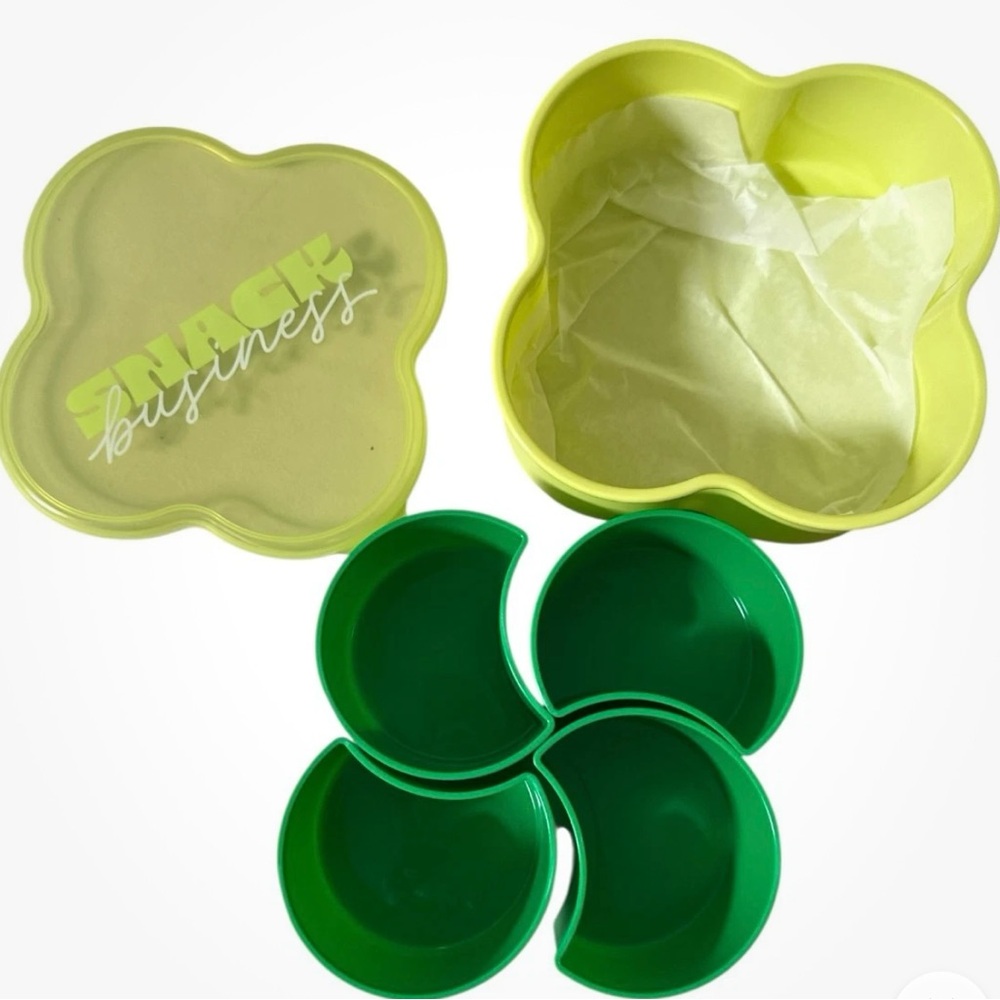 Tabitha Brown Bento Box Showing Business Flower-Shaped Green and Yellow Set
